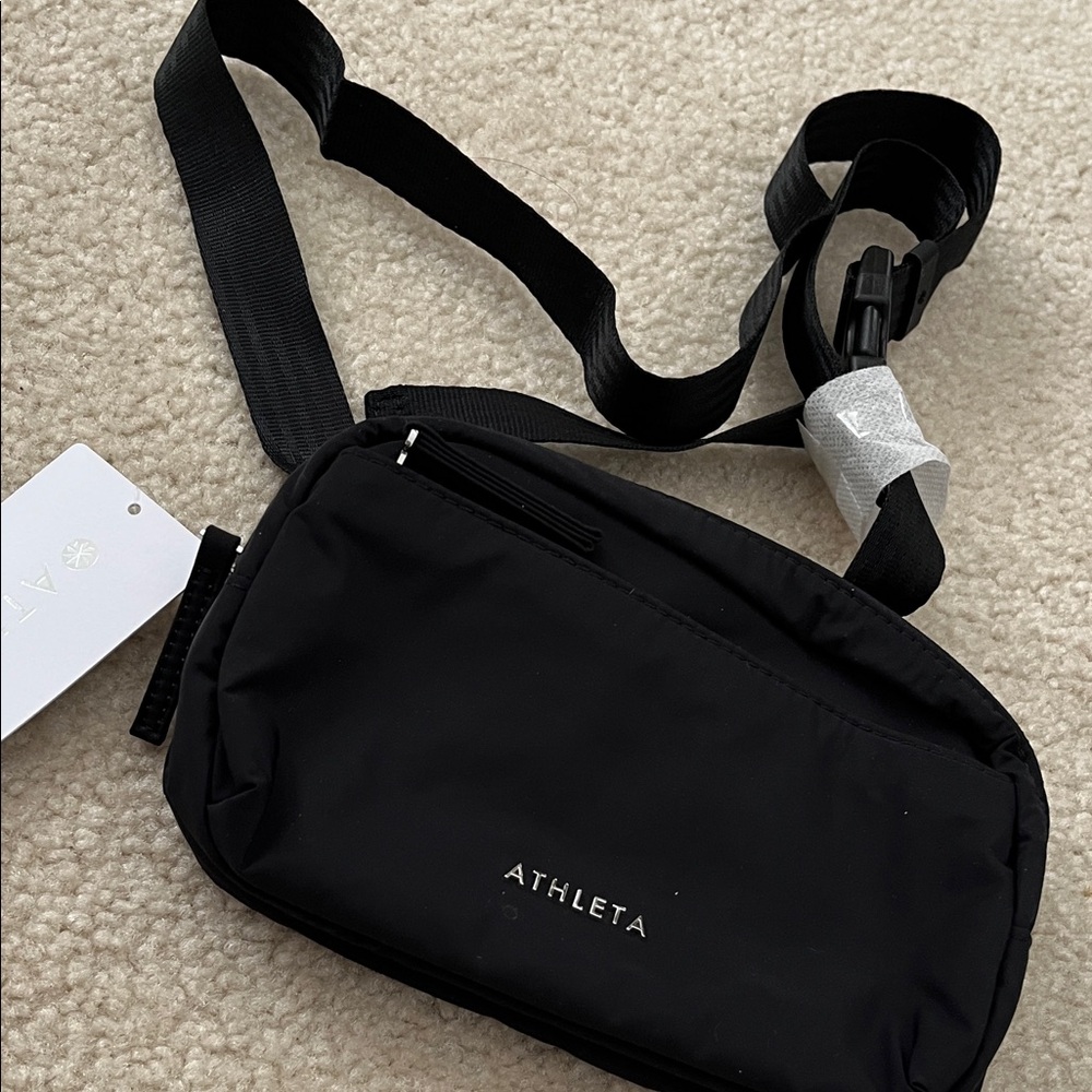 Travel essentials, all new - Picture 16 of 16